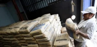Gobierno congela precio del cemento por seis meses y descarta desabastecimiento