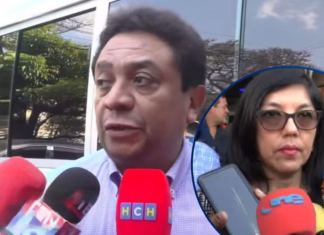 Exdiputados Juan Barahona, Osman Chávez, Silvia Ayala y Karen Martínez comparecen ante el Ministerio Público