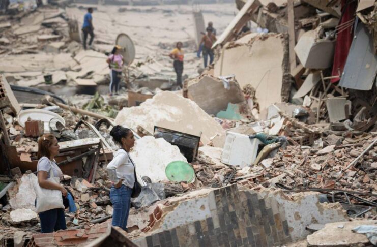 Sigue creciendo la tragedia en Venezuela: cifra de fallecidos asciende a 1,719 mientras continúan los rescates