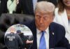 Trump firma millonario paquete para reforzar leyes migratorias y seguridad fronteriza en EE. UU.
