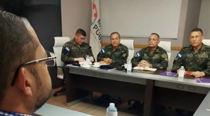 Jefe del Estado Mayor Conjunto y fiscal general fortalecen coordinación institucional en favor de la seguridad y la justicia