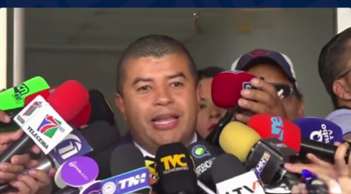 Política Limpia comparece ante el MP por investigación sobre presuntas irregularidades en fondos de campaña de Salvador Nasralla
