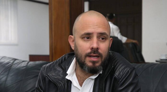 Aníbal Ehrler garantiza continuidad de hospitales y obras heredadas tras concluir investigaciones