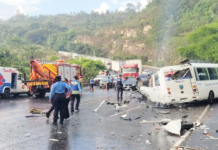 Exceso de velocidad habría causado tragedia en Comayagua que cobró la vida de siete policías, según la DNVT