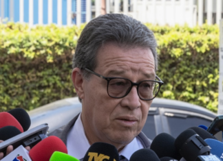 Arístides Mejía propone reformas para agilizar procesos electorales y reducir la burocracia en el TJE