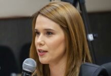 CNE incorpora a consejeros interinos y Aixa Zelaya asume la presidencia temporal