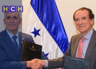 Presidente Asfura firma convenio para construir el nuevo Hospital de Puerto Cortés con apoyo de empresa española