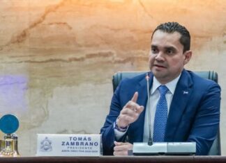 Tomás Zambrano expresa respaldo a la candidatura presidencial de Flávio Bolsonaro en Brasil