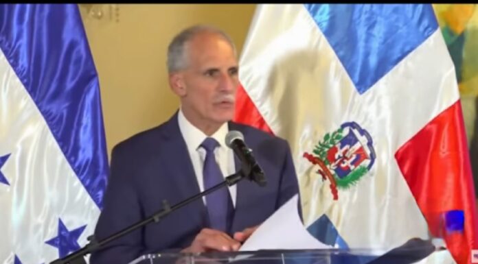 Presiente Asfura juramenta a la delegación hondureña rumbo a los XXV Juegos Centroamericanos y del Caribe 2026