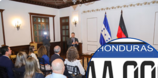Honduras firma contrato por más de L1,742 millones para fabricar 2.9 millones de placas vehiculares
