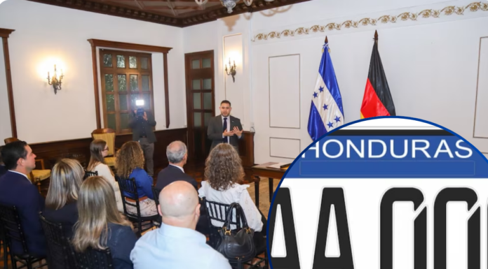 Honduras firma contrato por más de L1,742 millones para fabricar 2.9 millones de placas vehiculares