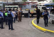 Policía Municipal recupera espacios públicos y despeja vías ocupadas en Comayagüela
