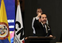 De la Espriella rompe otra tradición y dará primer discurso como presidente ante militares