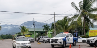 Capturan a tres personas con más de L1 millón en efectivo oculto en maletas en La Ceiba