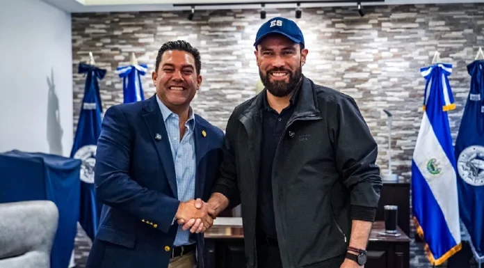 Alcalde de San Salvador Centro, Mario Durán, se reúne con el alcalde de Tegucigalpa, Juan Diego Zelaya, para compartir modelo de seguridad