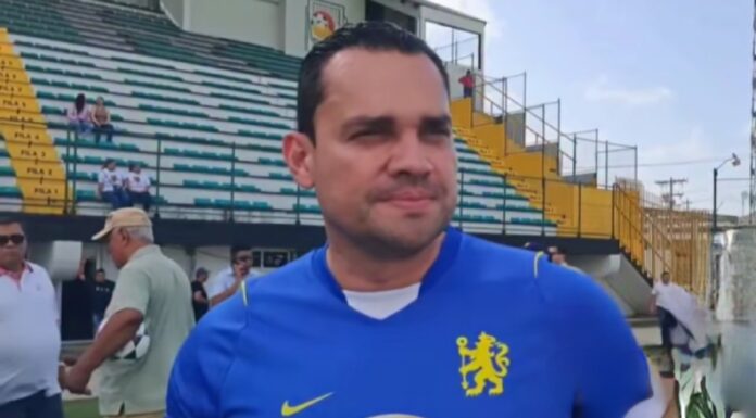 Tomás Zambrano arremete contra Libre y lo acusa de “mentir y engañar” a la población