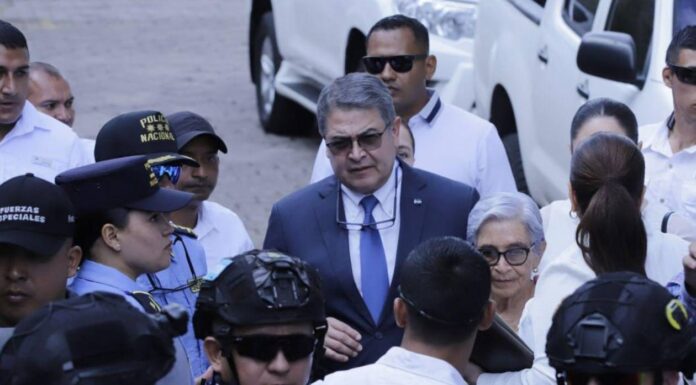 Juan Orlando Hernández niega haber amenazado a representantes de la PGR en audiencia del caso Pandora II