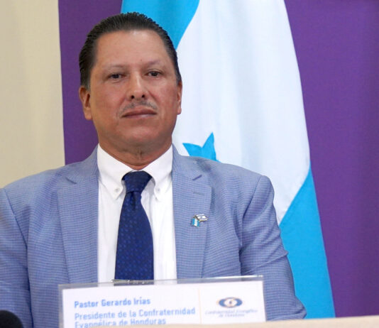 Pastor Gerardo Irías descarta movilizaciones contra el Gobierno: “Todavía no es el tiempo”