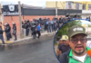 Antimotines desalojan con gases y tanqueta a campesinos que protestaban frente al INA