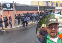 Antimotines desalojan con gases y tanqueta a campesinos que protestaban frente al INA