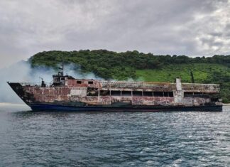Incendio de ferry en Filipinas deja cinco muertos y más de 80 desaparecidos