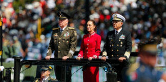 Sheinbaum llama a defender la soberanía de México durante desfile por la Independencia