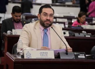 Jorge Cálix asegura que tarifa eléctrica no aumentará y destaca condonación de deudas