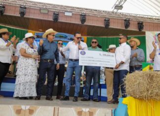 Tomás Zambrano anuncia proyectos de infraestructura para impulsar el desarrollo de Yoro