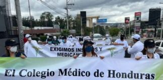Médicos mantienen huelga nacional y presentan 16 exigencias al Gobierno