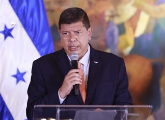 Gobierno reporta cuatro mil centros educativos públicos conectados a internet
