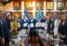 Sociedad civil entrega al Congreso paquete de reformas electorales
