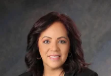Arrestan a la alcaldesa de Kissimmee, Florida, por presunto robo mayor y esquema organizado para estafar