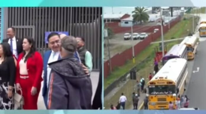 Militantes de Libre acuden a la CSJ para respaldar a exintegrantes de la Comisión Permanente
