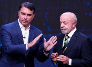 Partido de Lula acude a la Justicia Electoral para pedir medidas contra Flávio Bolsonaro y publicaciones en redes sociales