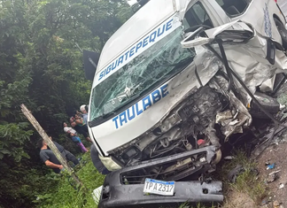 Aparatoso accidente vial deja varios heridos en Taulabé, Comayagua