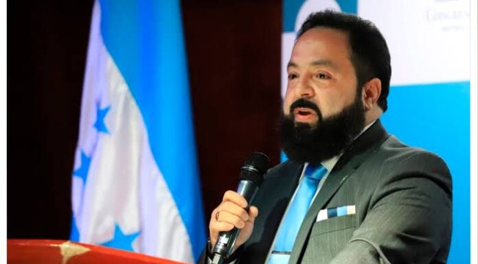 Defensa de Luis Redondo recusa a la magistrada Anny Ochoa por presunta parcialidad